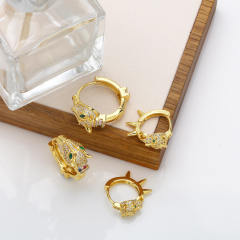 18KG rhinestone leopard head huggie earrings
