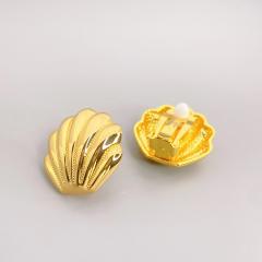 18KG unique shell shape ear studs