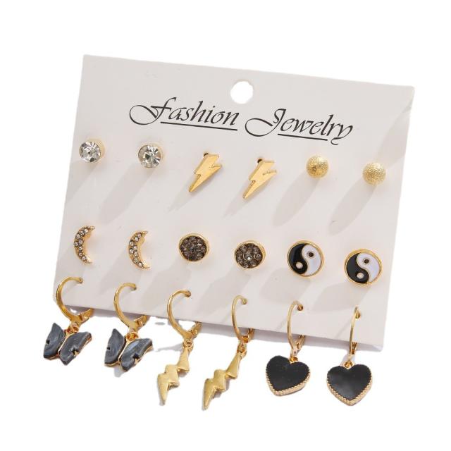 Black color heart flash earrings set