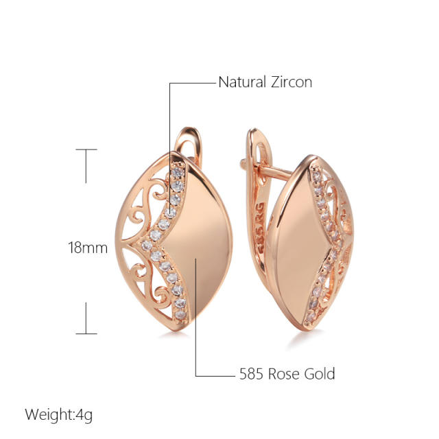 New Diamond hollow earrings