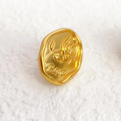 Embossed rose rose pattern vintage ear studs