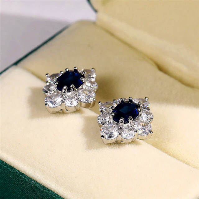 Vintage sapphire ear studs