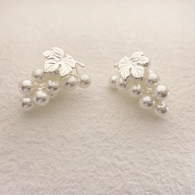 New pearl beads grape shape ear studs