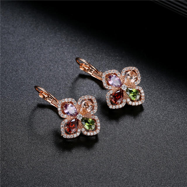 Elegant cubic zircon clover huggie earrings