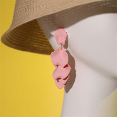 Color leaf design beach earrings