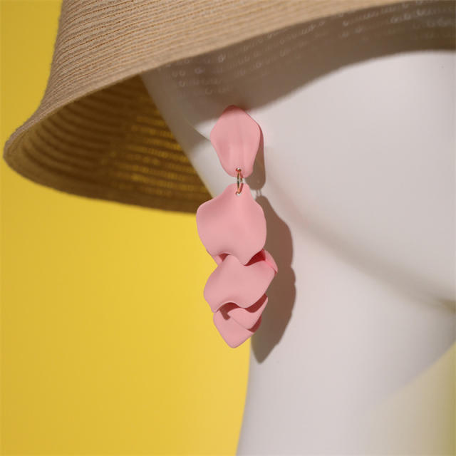 Color leaf design beach earrings