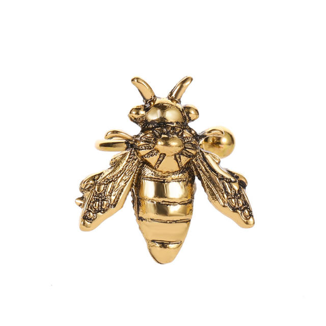 Retro bee alloy ear cuff