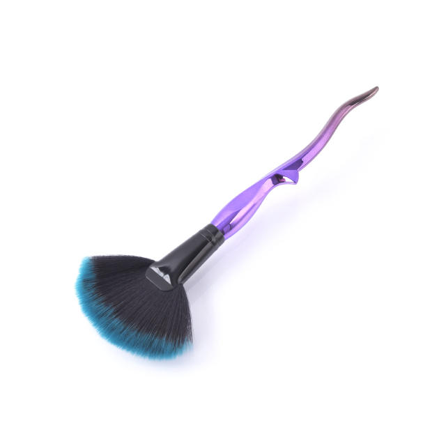 1pcs blue black fanshape makeup brush