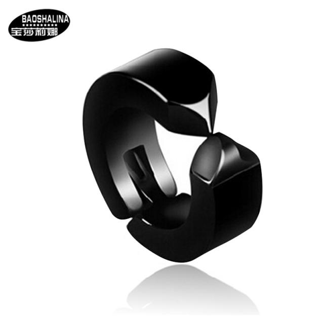 Black titanium steel ear clip