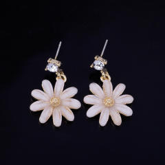 Daisy flower drop earrings clip on earrings