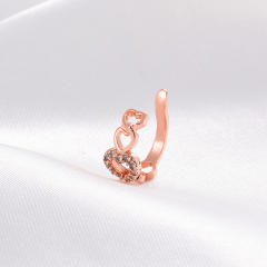 Diamond heart hollow ear cuff