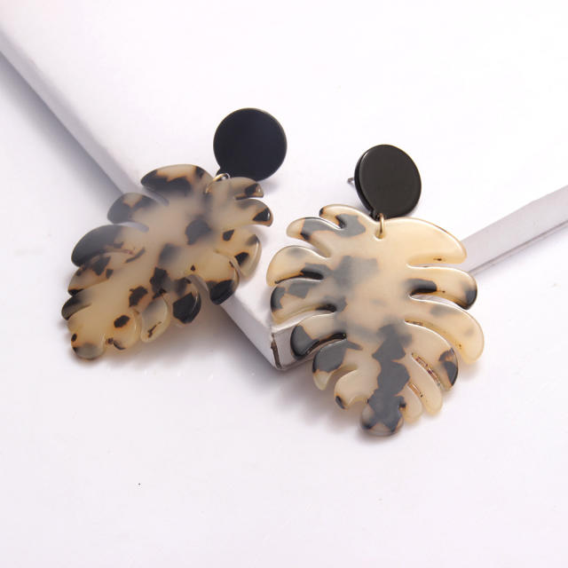 Famous acetate acrylic plate tree leaf earrings