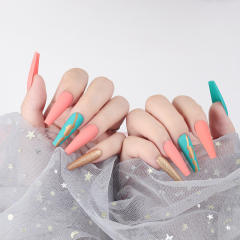Contrast color false nails