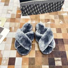 Autum winter fluffy slippers