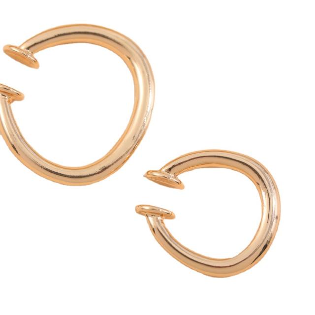Simple alloy ear cuff