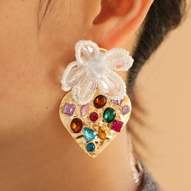 Handmade white seed beads flower metal heart earrings