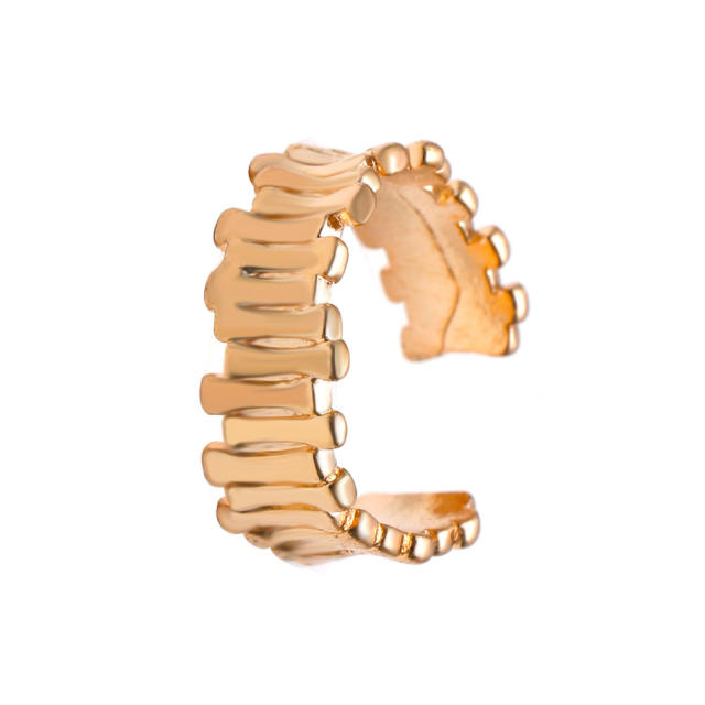 Diamond C shape ear cuff