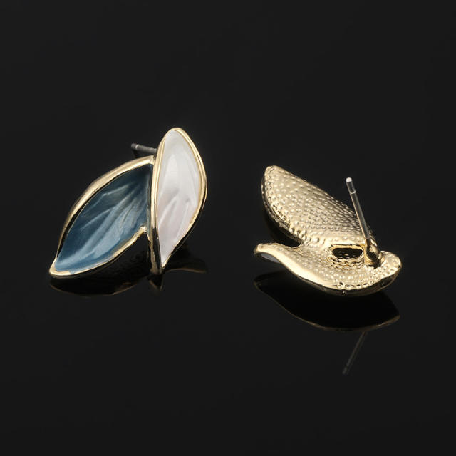 Color leaf chic clip on earrings