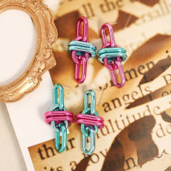 Luxury geometric chain shape earrings