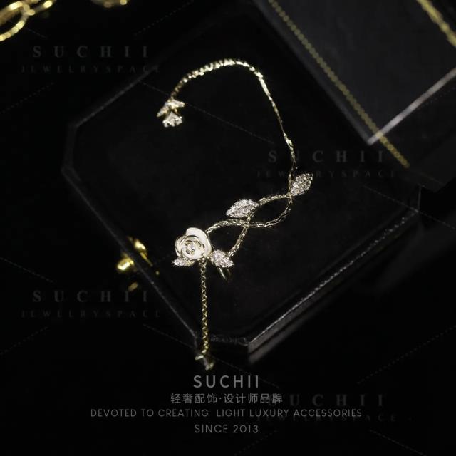 Personality diamond rose flower ear wrap