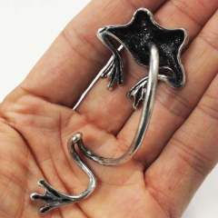 Vintage frog design ear wrap