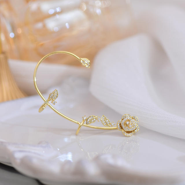 Cubic zircon camellia ear wrap