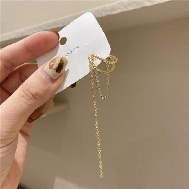 Diamond multi-layer chain tassel ear cuff