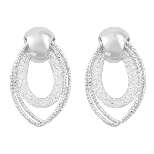 INS geometric oval shape ear studs