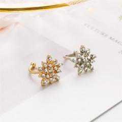 Diamond snowflake ear cuff