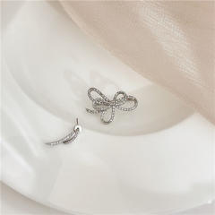 Diamond  bowknot  cartilage helix daith conch tragus earrings