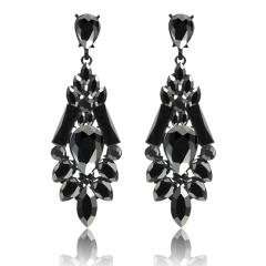 Luxury black color dangle earrings for women
