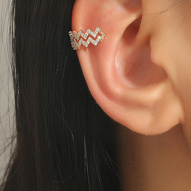 Diamond wave two layer ear cuff