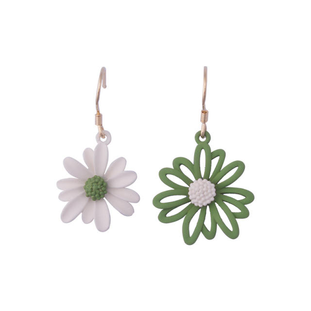 Daisy flower drop earrings clip on earrings
