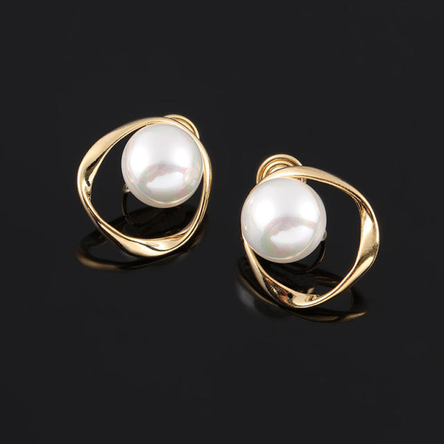 Pearl clip on earrings