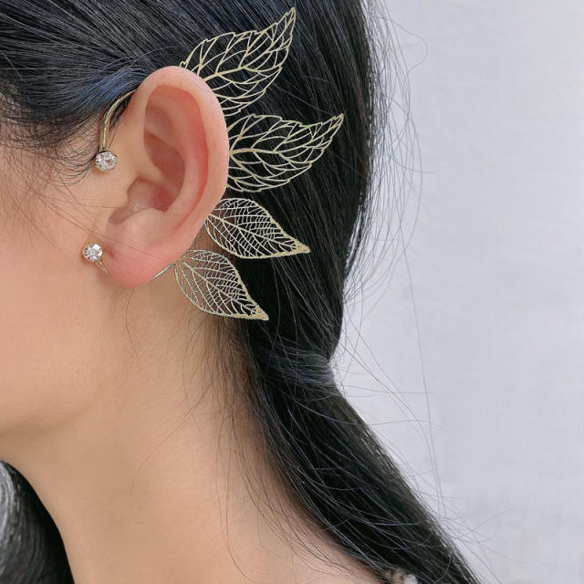 Hollow leaf diamond ear wrap