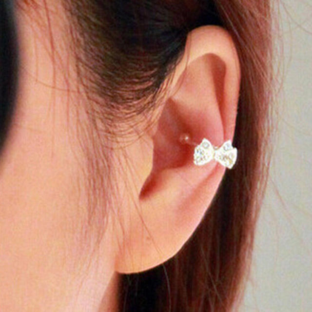 U shape diamond bow ear cuff