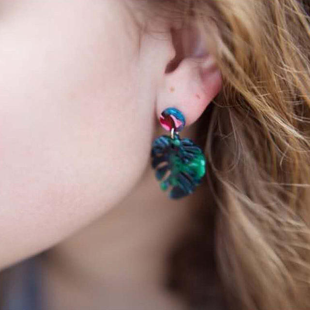 Famous acetate acrylic plate tree leaf earrings