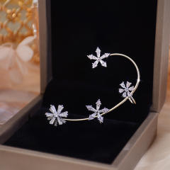 Tiktok hot sale cubic zircon flower ear wrap