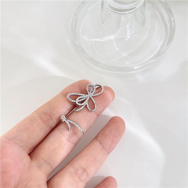 Diamond  bowknot  cartilage helix daith conch tragus earrings