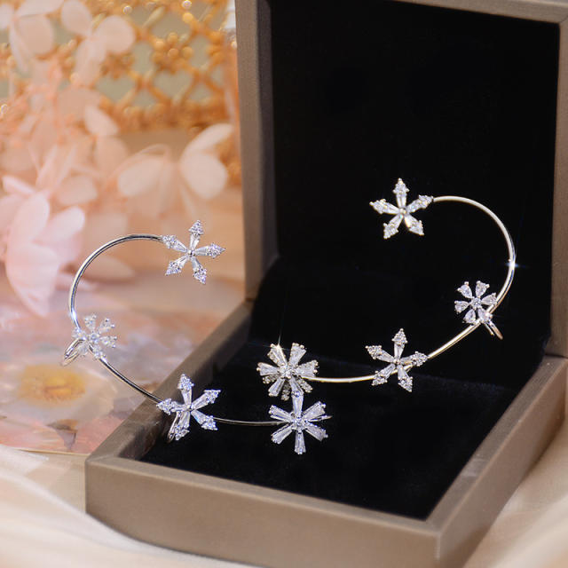 Tiktok hot sale cubic zircon flower ear wrap