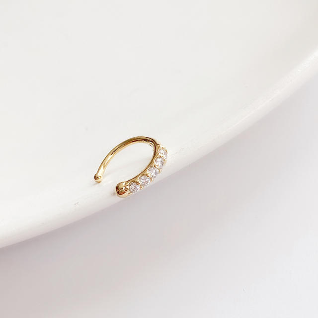 Cubic zirconia diamond ear cuff