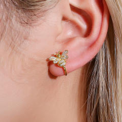 Cubic zirconia Diamond bee ear cuff