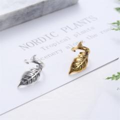 Retro leaf copper ear cuff