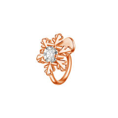 Diamond snowflake ear cuff