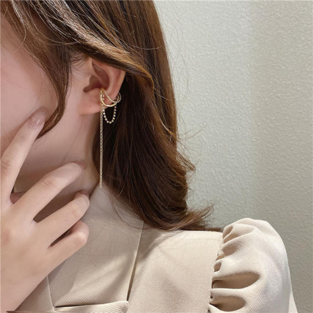 Diamond multi-layer chain tassel ear cuff