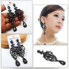 Vintage hollow design all black dangle earrings for women