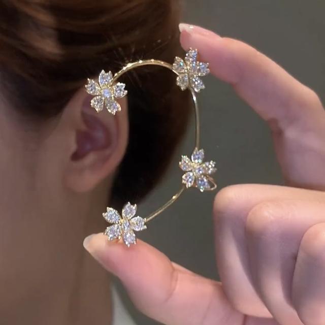 Delicate cubic zircon flower ear wrap