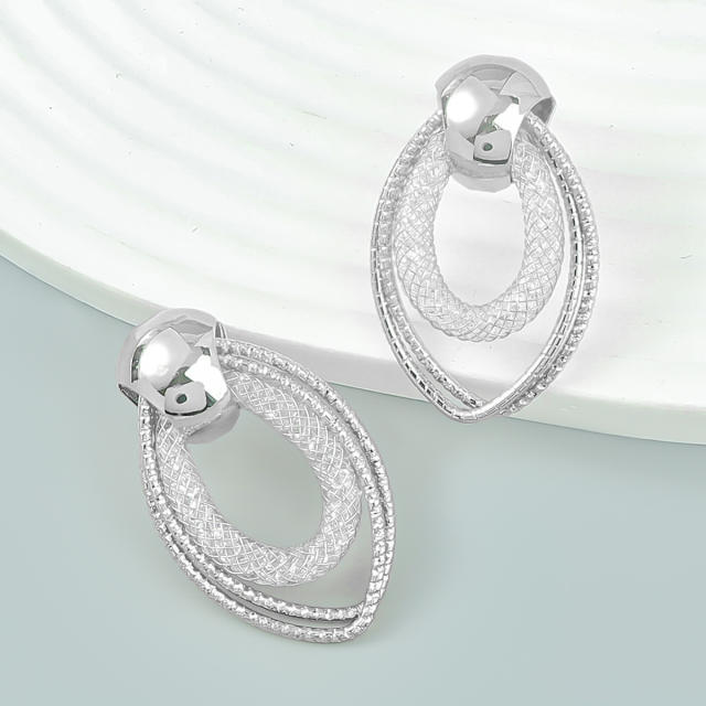 INS geometric oval shape ear studs