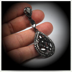 Luxury all black glass crystal drop earrings for women
