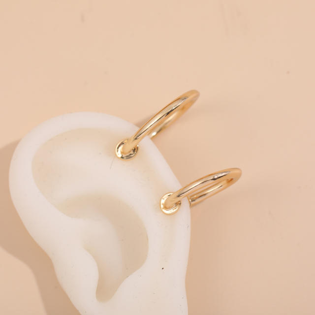 Simple alloy ear cuff